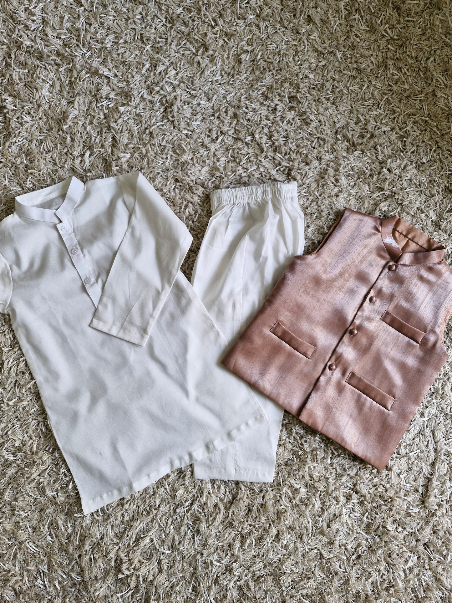 White Kurta Pajama with Sheesha Silk Waistcoat